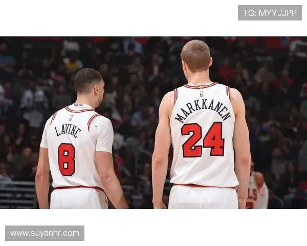 16-17赛季国王队与公牛队精彩对决回顾与分析